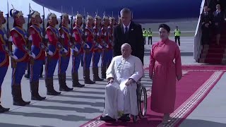 Download Lagu Mongolia, l'arrivo del papa ad Ulan Bator: è il primo pontefice della storia MP3 Download Lagu Mongolia, l'arrivo del papa ad Ulan Bator: è il primo pontefice della storia MP3