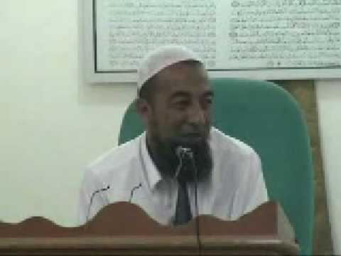 Ustaz Azhar Idrus - (soalan) hukum makan tupai - YouTube