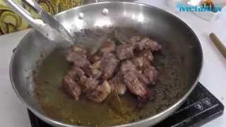 Meraki tv presents Helen's Kouzina - Pork Afelia screenshot 4