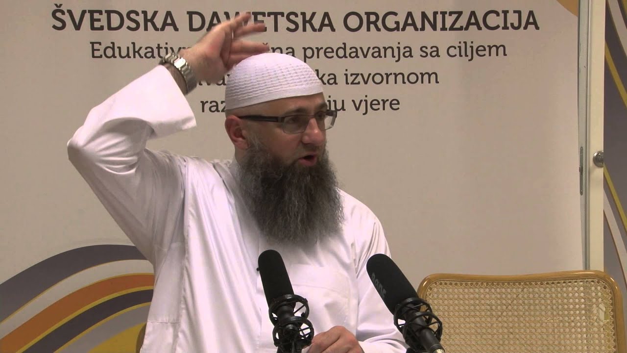 Dr. Safet Kuduzović - Obavljam 5 dnevnih namaza, a ne nosim hidžab