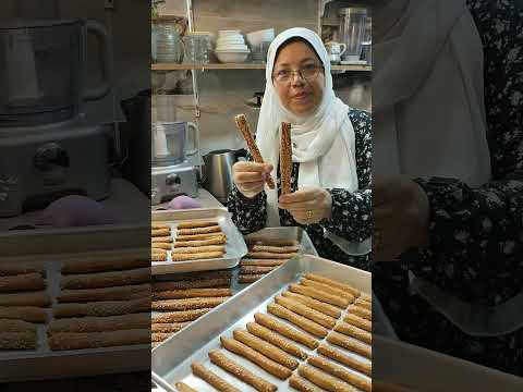 خلاص بطلنا نشترية بقسماط الأقران بنص دقيق هنعمل كمية كبيرة توفر كتير