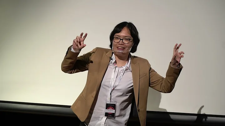 Native Speaker Standard is a Myth | Anna Mendoza | TEDxHKU