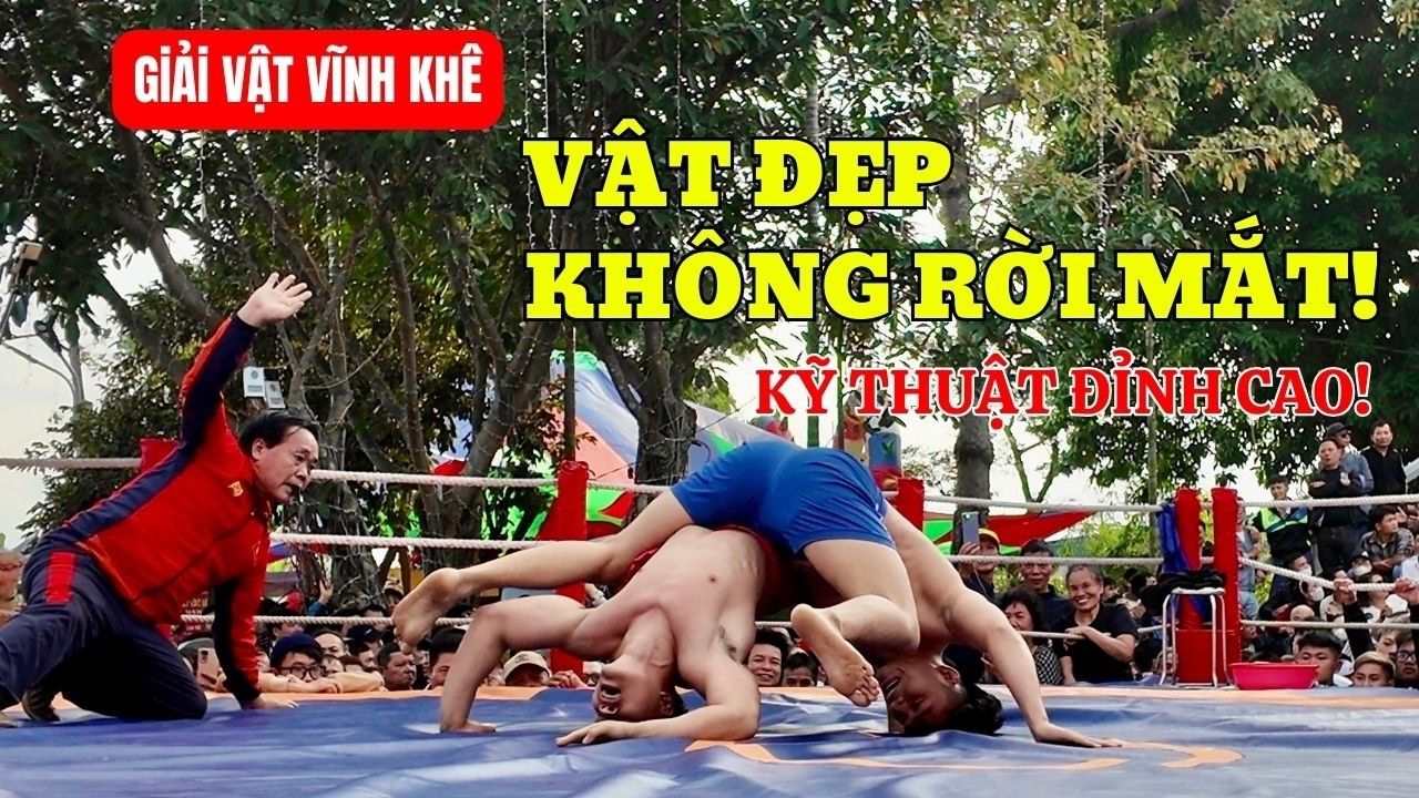 Турнир по борьбе в Винь Кхе: захватывающее скоростное состязание – два молодых борца демонстрирую...