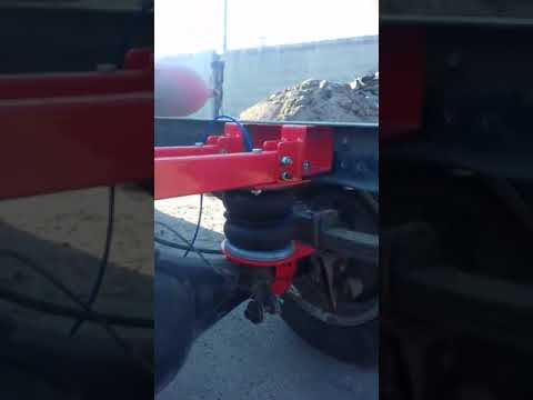 Установленная пневмоподвеска на