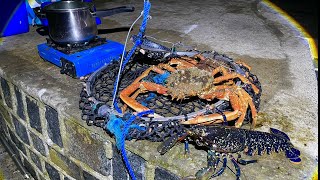 AMAZING NIGHT CRAB WHEELING FROM A LIGHTHOUSE - Huge Spider Crabs & Lobster Outdoor Cooking at 2 AM