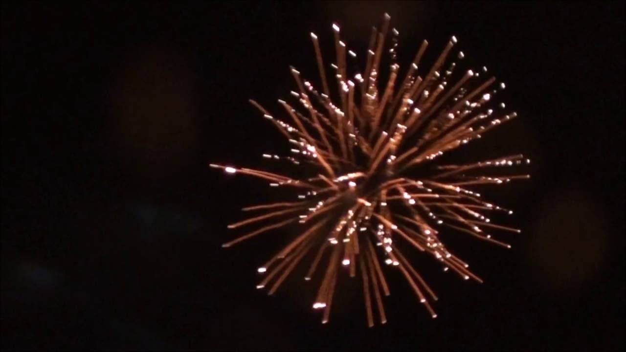 HUMBERSTONE PARK FIREWORK SHOW 5TH NOV 2010 FULL VERSION PART 3 OF 3