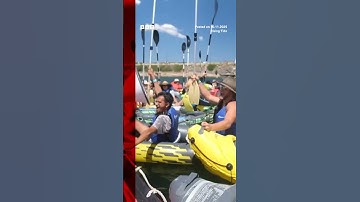 Climate protesters in kayaks disrupt operations at Australia port. #Australia #BBCNews