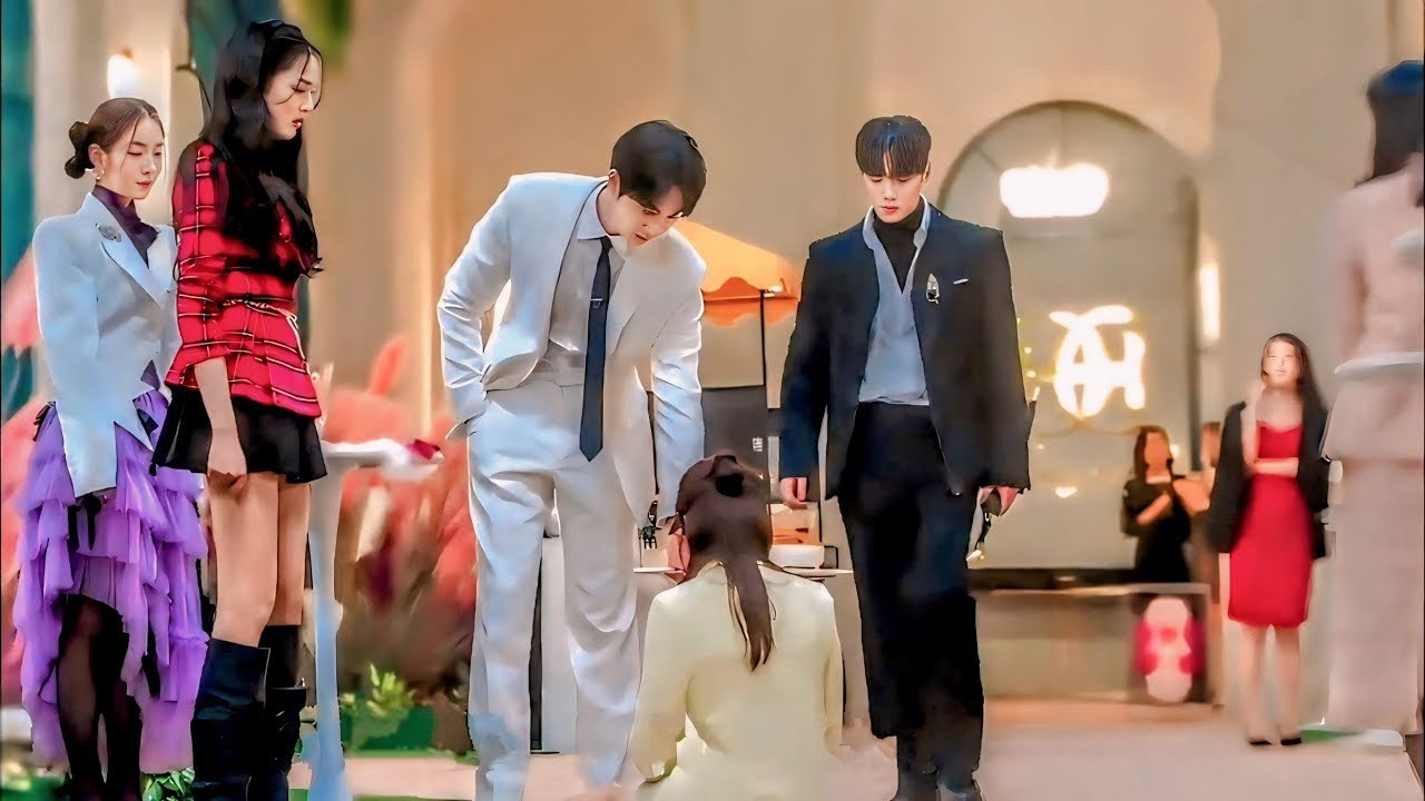 بنت طيبه أهلها اتخلوا عنها وهي صغيره واتربت يتيمه الكل بيتنمر عليها بس شاب غني بيصدمهم وبيدافع عنها