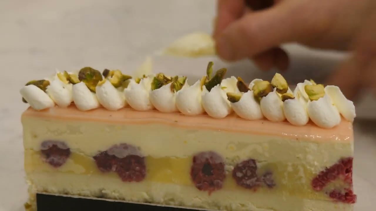 The Making of the Cakes at Delice