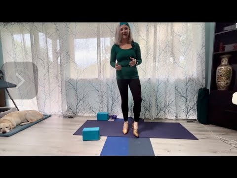 Yoga stretches for plantar fasciitis - YouTube