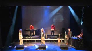 Skrytý Půvab Byrokracie Komáři