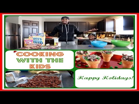 How To Make Reindeer Munchies | COOKING WITH THE KIDS