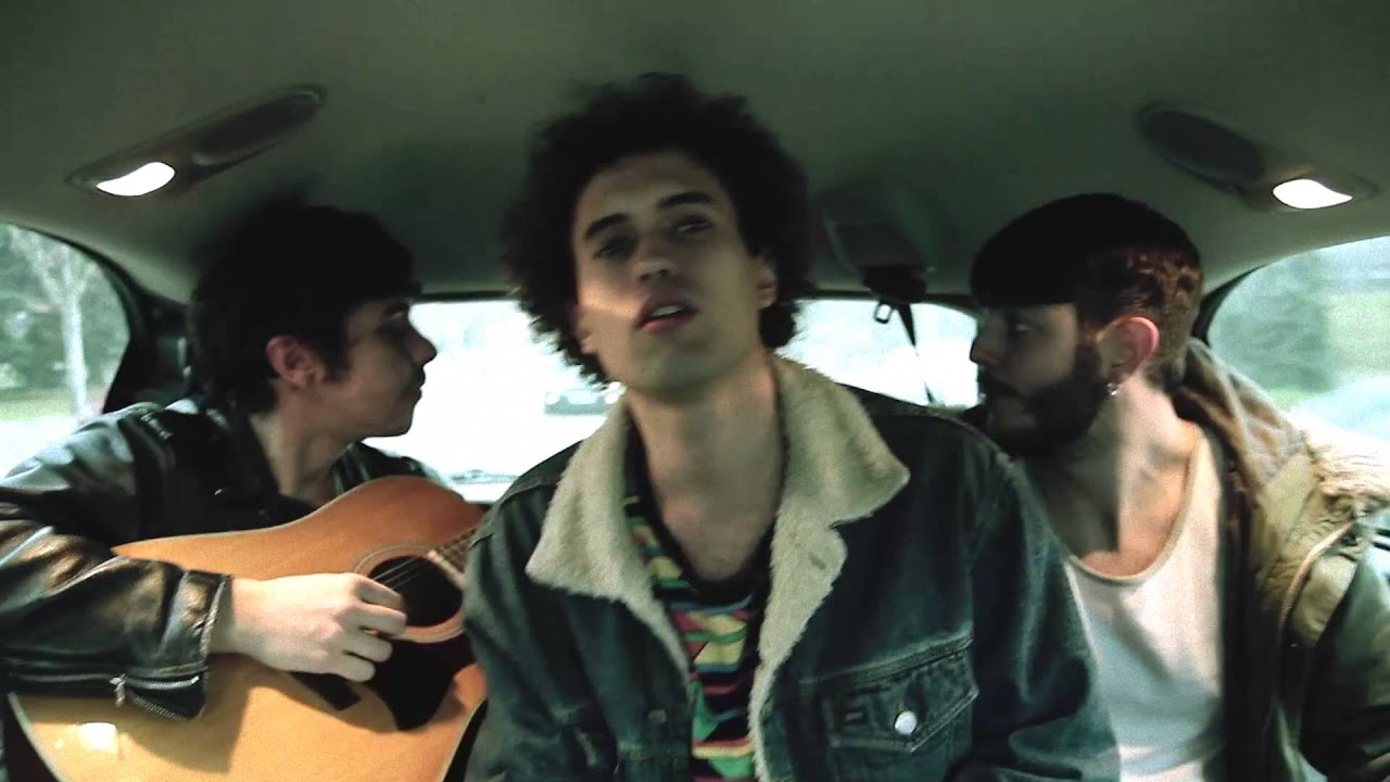 Guarda The Parrots - I did Something Wrong (Official Video) su YouTube Guarda The Parrots - I did Something Wrong (Official Video) su YouTube