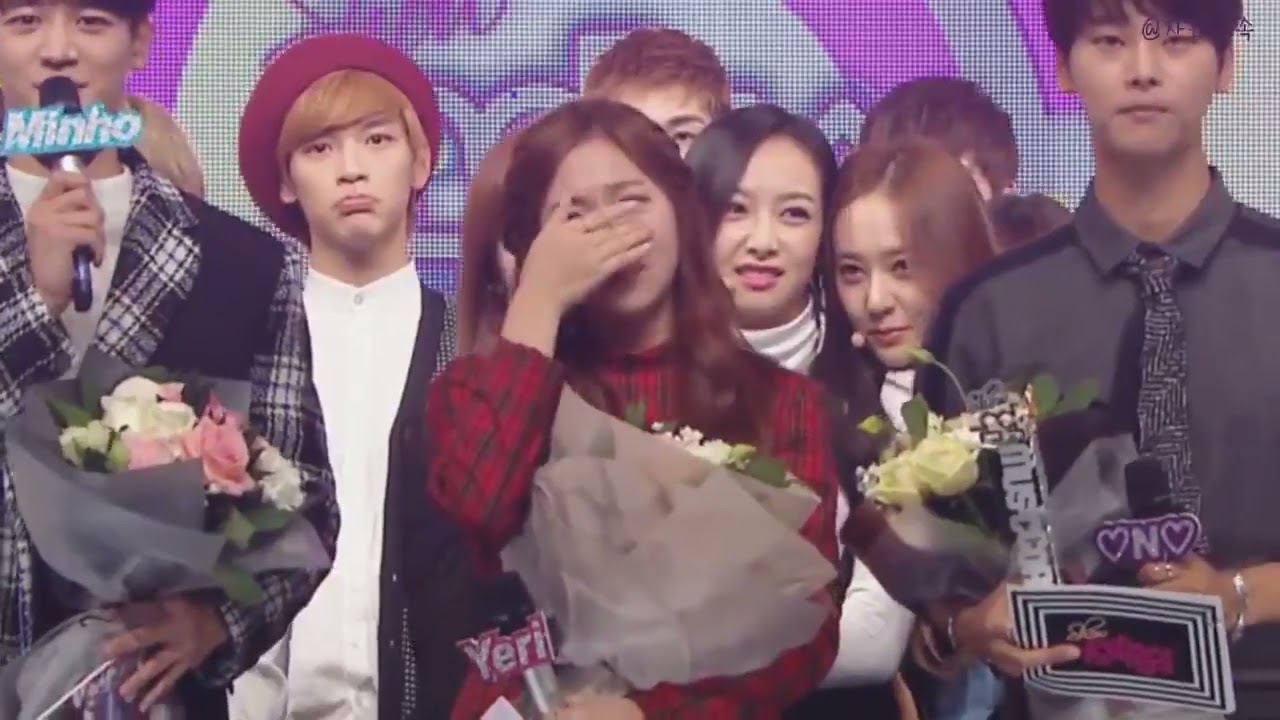 151114 Yeri Last Day as Music Core MC Interaction with f(x)