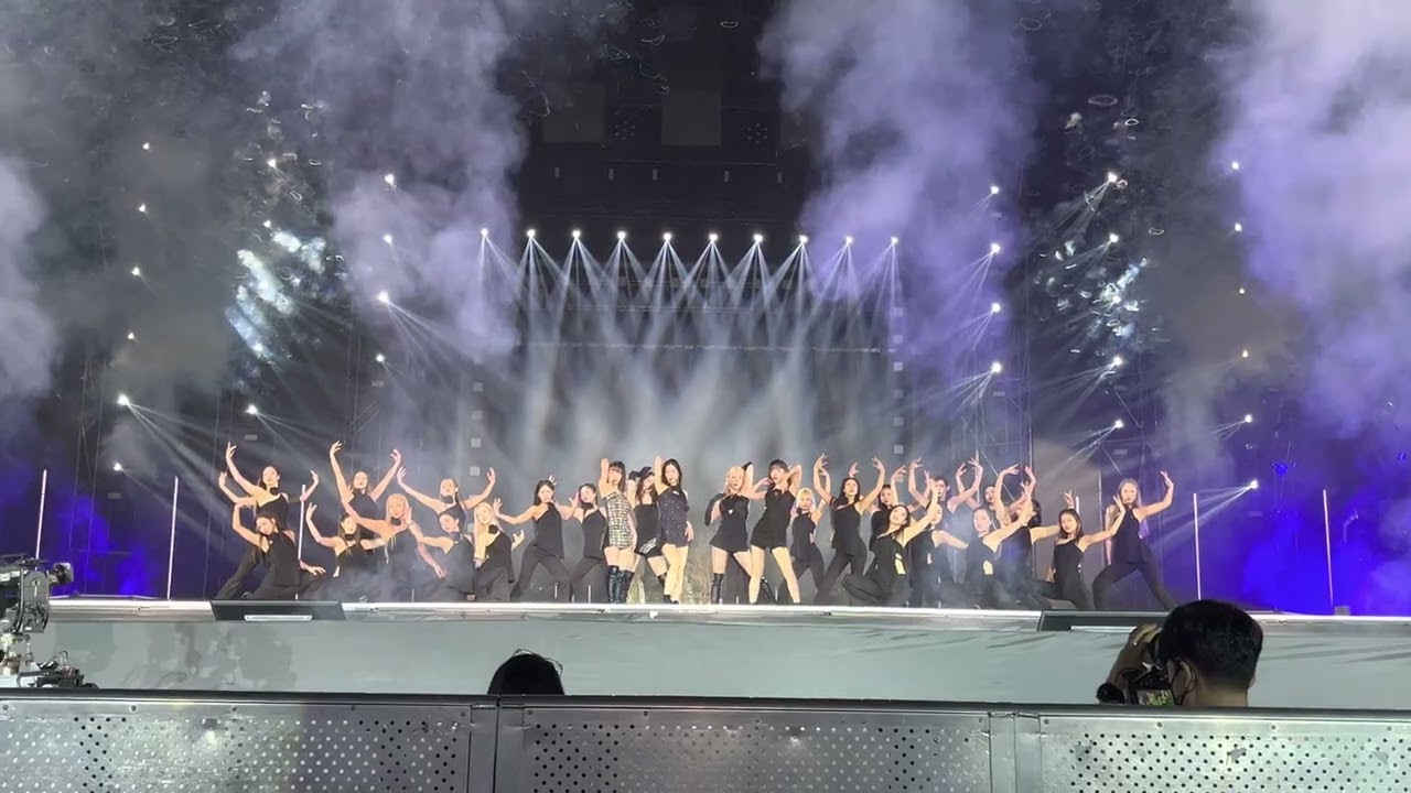 8K 60FPS HDR {2022 SBS 가요대전} LE SSERAFIM 르세라핌 INTRO+FEARLESS(remix)