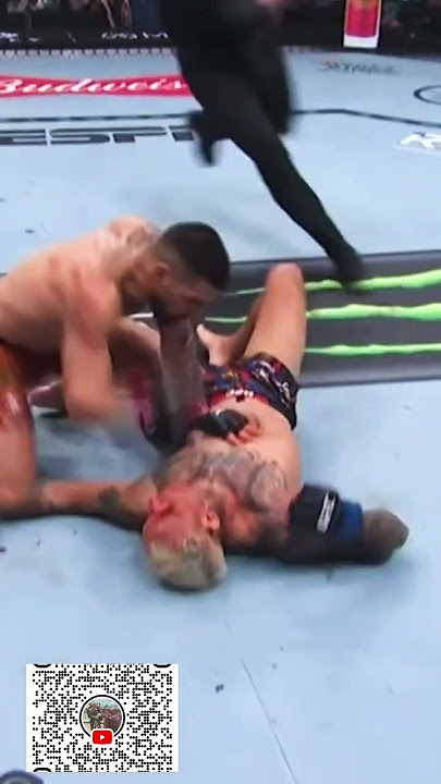 🔥ILIA TOPURIA SWITCHED THE LIGHTZ AFF ON CHARLES OLIVEIRA🔥@THEMANFROMSCOTLAND#UFC#JUN2025