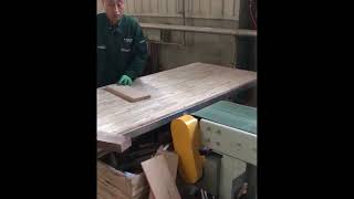 Wood optimizing cut off saw