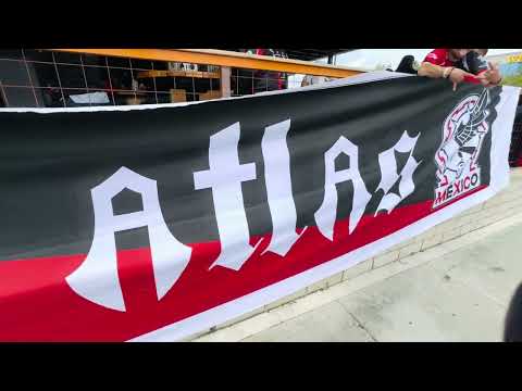 La previa de la Barra 51 Atlas Fc los Ángeles miren que porte y flow de ...