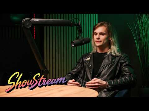 CO_ShowStream 04 - Míňa / kytarista kapely Civilní Obrana