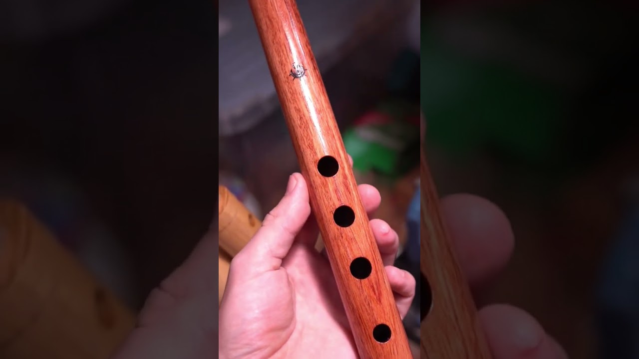 Флейта Кена в соль из палисандра после лакировки