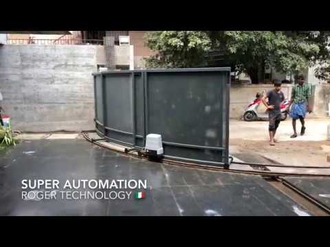 Automatic Curved Sliding Gate - Roger Technology Italy - Super ...