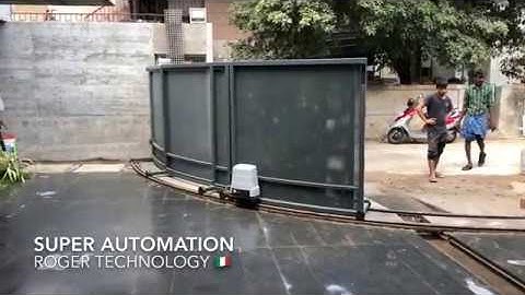 Automatic Curved Sliding Gate - Roger Technology Italy - Super Automation