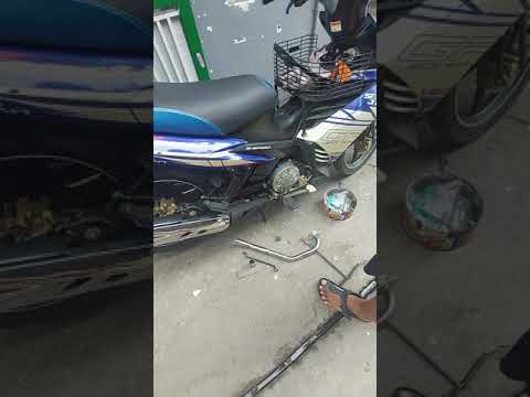 Video gắn và test tiếng pô móc sẵn 2010 gắn cho ex 135 ,... - youtube
