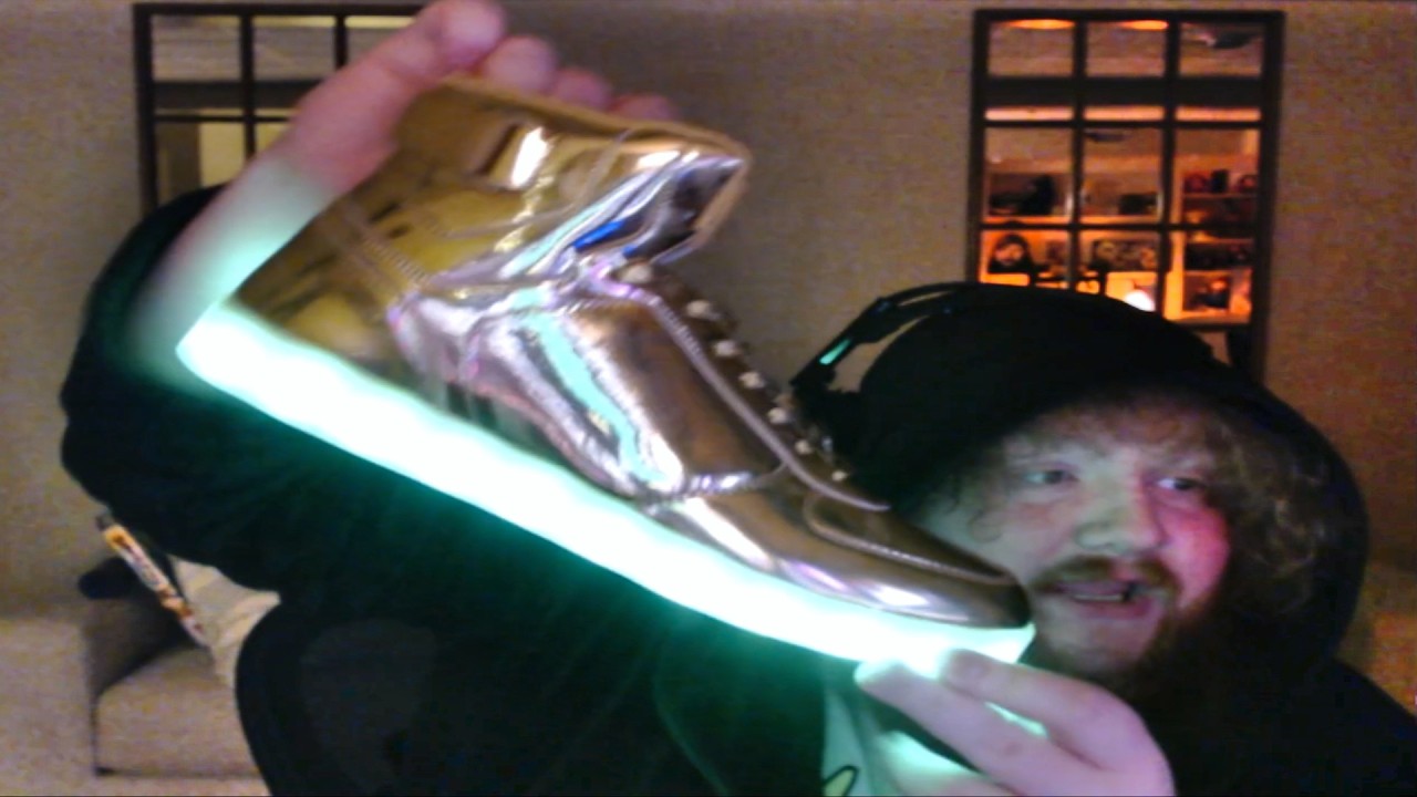 Самые странные подарки от фанатов по почте от CaseOh