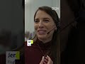 Fluglotsen machen richtig Kohle I BR24 #shorts