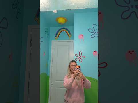 Welcome to Jellyfish Fields 🤭🪼🌊 #painting #diy #homeimprovement painting my June bathroom