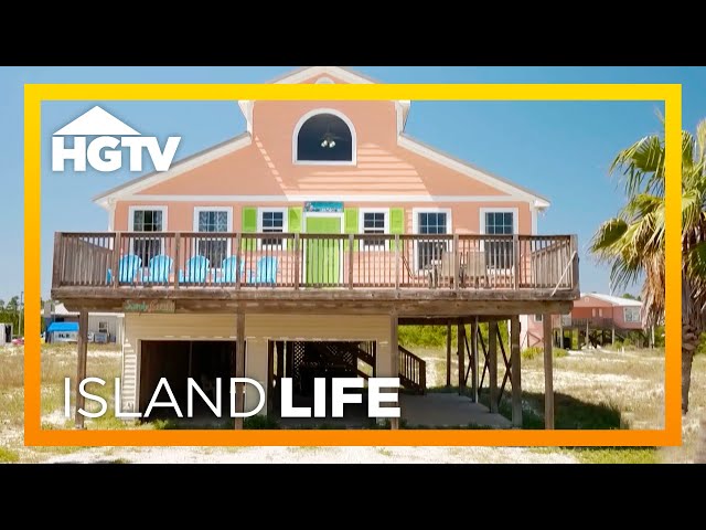 Perfect Home Right on the Beach! | Island Life | HGTV class=