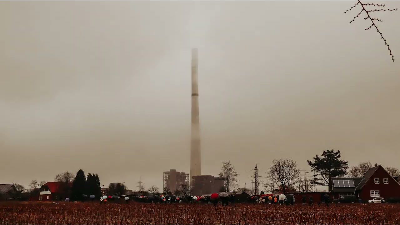 Sprengung kraftwerk ibbenbüren schornstein 175m 