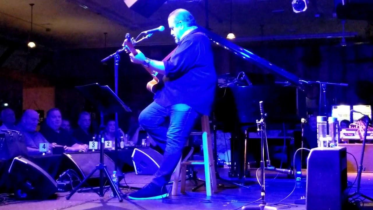 Raul Malo, New Hope Winery, PA 8.16.19 Night 2, Part 3 (Set list below.)