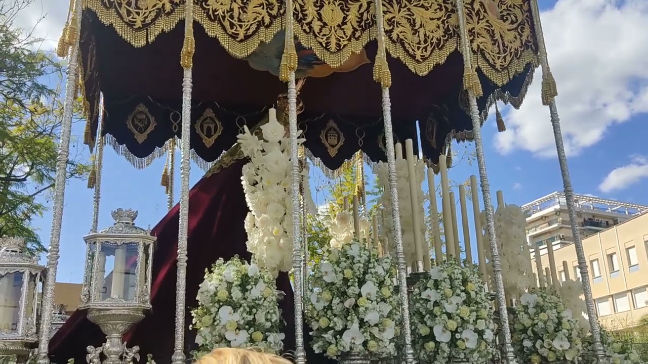 Coro de Julio Pardo en la salida de María Santísima del Rosario ( Hdad de la Milagrosa 2023)