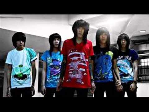LAST KISS FROM AVELIN - SESAK DALAM GELAP