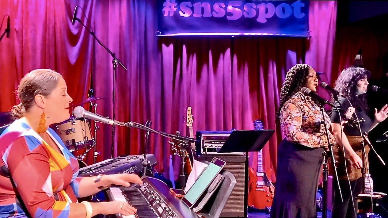 Heidi Burson's stirring "Rise Up" @ Nashville's 5 Spot