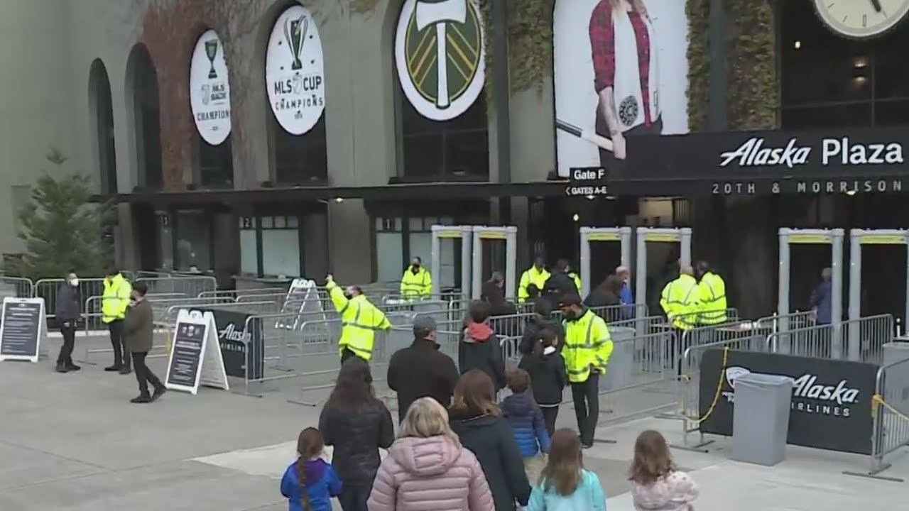 Timbers, Thorns hold match to benefit Ukraine YouTube