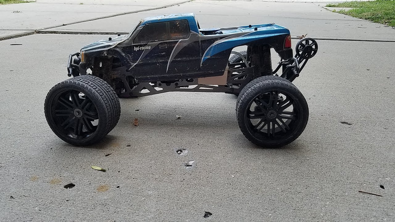 SAVAGE XL LRP 32 SRC RACING WHEELS TRYING FOR DONUTS BUT THE TIRES JUST WOULDN'T BREAK LOOSE