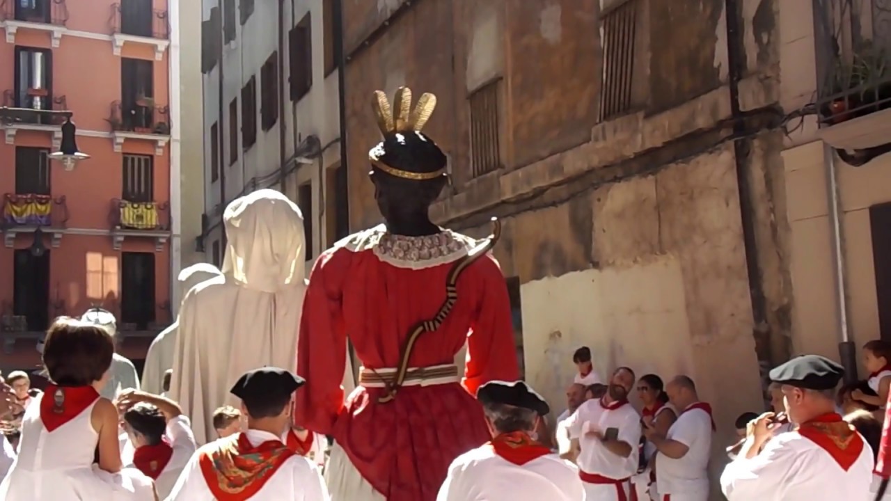 Gigantes de Pamplona - Resumen 2 (de la salida del 12 de julio)