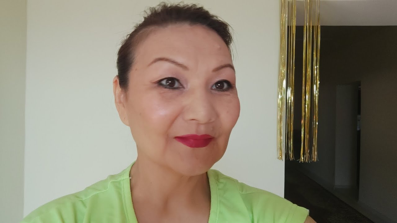 Сияющий  макияж дня новой палеткой шайбой. 11 февраля 2026 года.