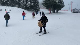 Kayak Yaparak Davul Çaldı. Ahmet Çelik