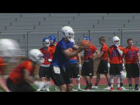 Sports MSUM QB Battle