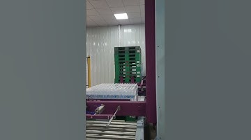 Fully automatic gantry Palletizers #factory #packing #pet #bottle #automation #palletizing