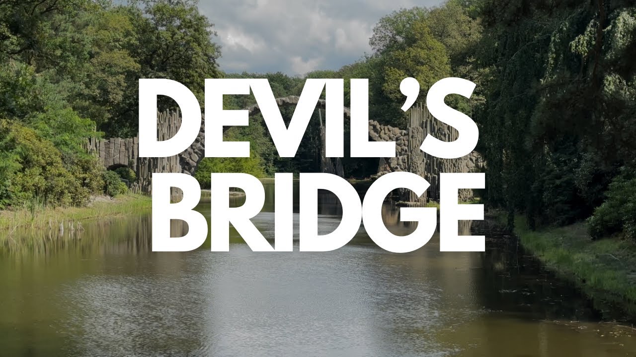 The Devil's Bridge (Rakotzbrücke), Halbendorfer Str., Gablenz, Germany