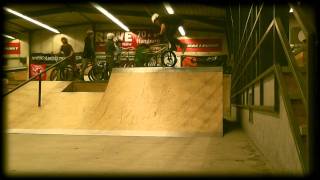 Footjamwhip
