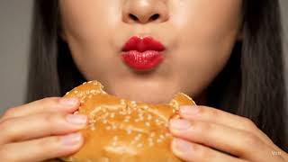 ASMR Cheeseburger 🍔 | Juicy Bites & Satisfying Eating Sounds screenshot 3