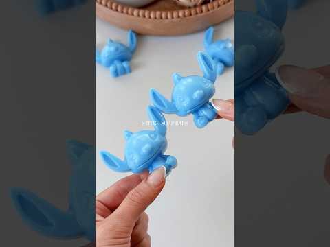 Stitch soap making 💙🌊🌴🫧#soapmaking #soapasmr #soap #asmr #asmrsoap