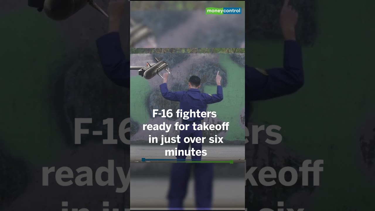 Taiwan air force conducts emergency scramble drill