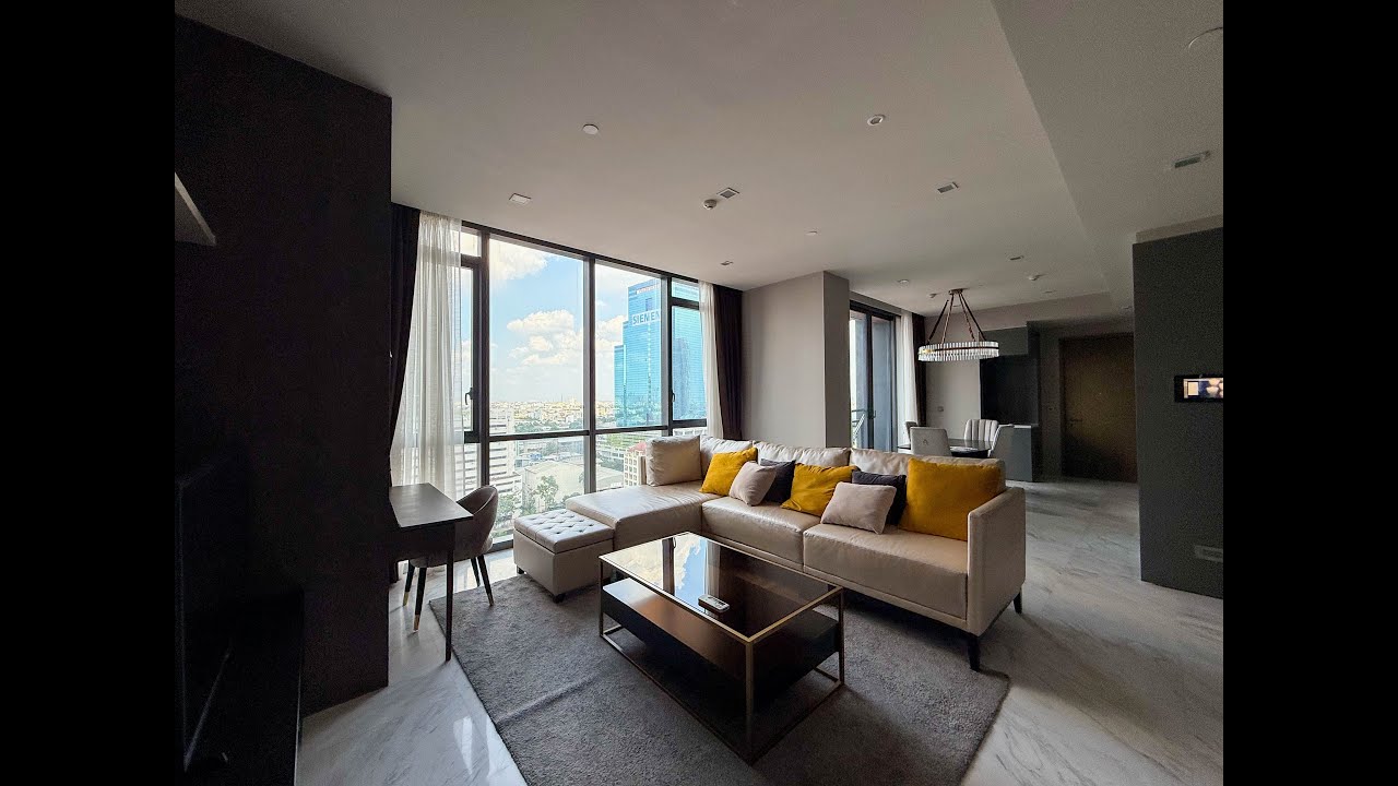 Room Tour : The Monument Thong Lor Luxury is space, Pet Friendly