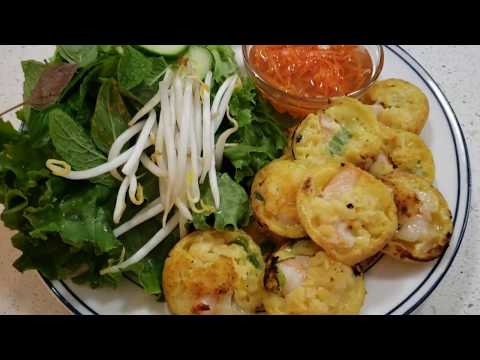Video Vietnamese Mini Pancake Recipe(Banh Khot)越南迷你煎饼食谱 - youtube